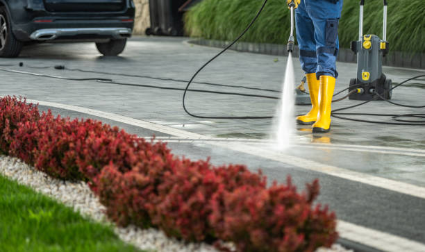 Best Sidewalk Pressure Washing  in Brecksville, OH