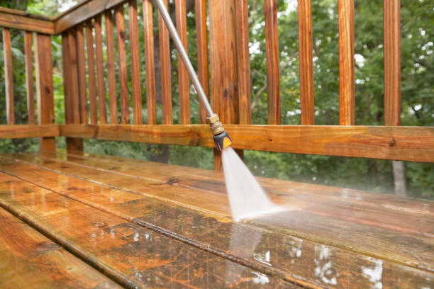 Best Sidewalk Pressure Washing  in Brecksville, OH